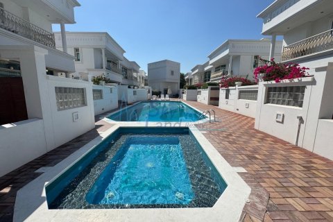 Villa de 4 dormitorios No. 127106 24