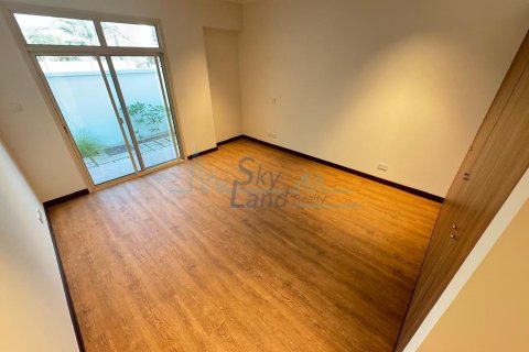 Villa de 4 dormitorios No. 127106 15