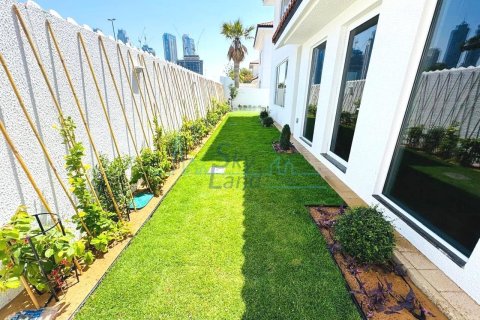 Вилла с 5 спальнями №127104 36