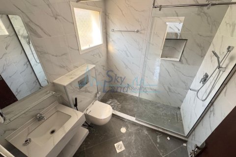 Вилла с 5 спальнями №127105 24