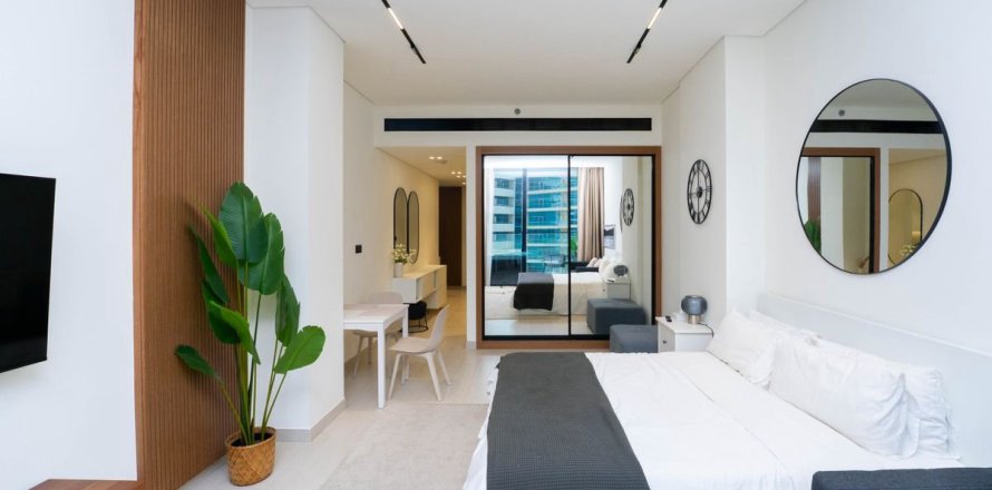 Studio Apartment in Business Bay, UAE No. 167900