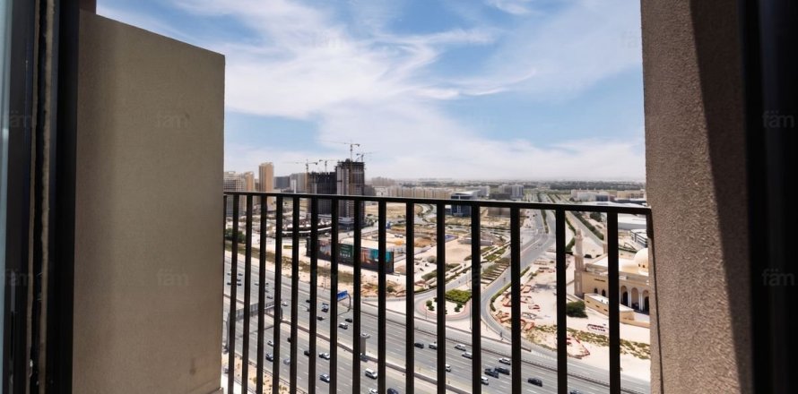 Studio Apartment in Dubai, UAE No. 170006