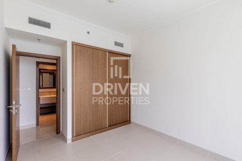 2 bedrooms Apartment in EMAAR Beachfront, UAE No. 192775 8