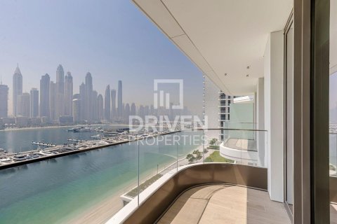 2 bedrooms Apartment in EMAAR Beachfront, UAE No. 192775 20