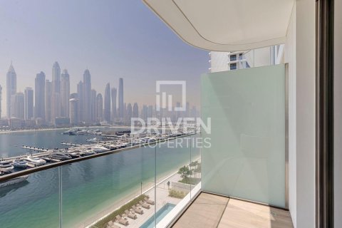 2 bedrooms Apartment in EMAAR Beachfront, UAE No. 192775 16