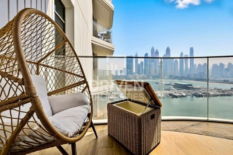 2 bedrooms Apartment in EMAAR Beachfront, UAE No. 192774 15