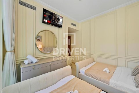 2 bedrooms Apartment in EMAAR Beachfront, UAE No. 192774 4