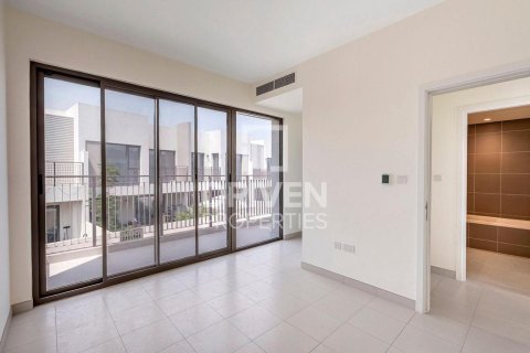 Таунхаус с 4 спальнями в EMAAR South, ОАЭ №192778 12