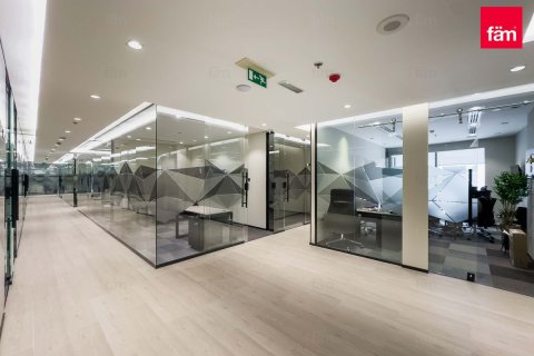 Commercial property de 1321.2m² en Business Bay, UAE No. 103926 1