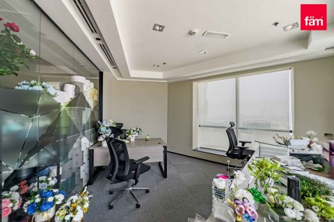 Commercial property de 1321.2m² en Business Bay, UAE No. 103926 23