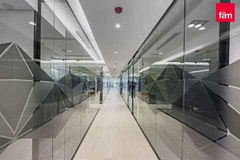Commercial property de 1321.2m² en Business Bay, UAE No. 103926 3