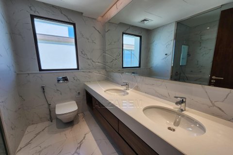 Villa de 4 dormitorios en Abu Dhabi, UAE No. 91468 4