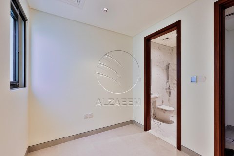 Villa de 4 dormitorios en Abu Dhabi, UAE No. 91468 19