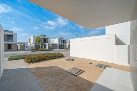 Villa de 3 dormitorios en EMAAR South, UAE No. 141725 18