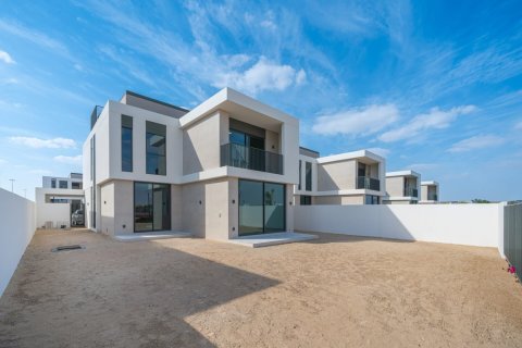 Villa de 3 dormitorios en EMAAR South, UAE No. 141725 17