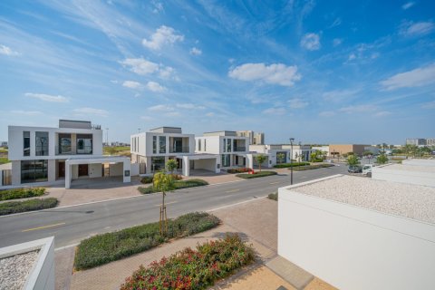 Villa de 3 dormitorios en EMAAR South, UAE No. 141725 3