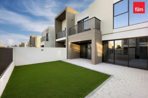 Townhouse de 3 dormitorios en Dubai, UAE No. 135743 2