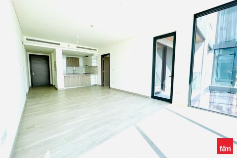 Квартира с 2 спальнями в Дубай, ОАЭ №135746 3