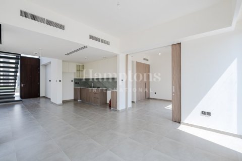 Villa de 4 dormitorios No. 119863 13