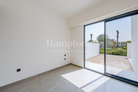 Villa de 4 dormitorios No. 119863 21