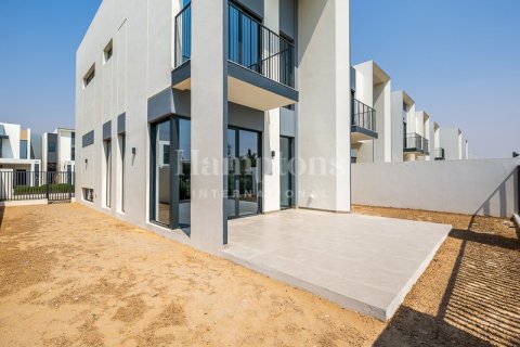 Villa de 4 dormitorios No. 119863 24