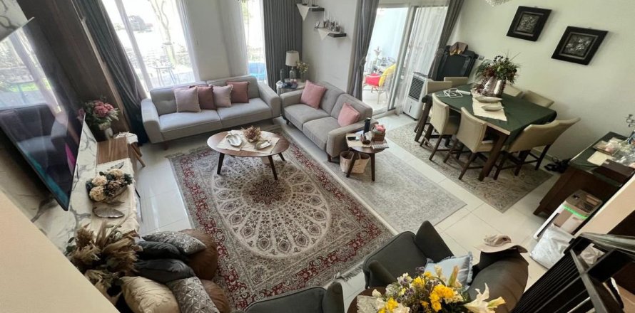 Townhouse de 3 dormitorios en Dubai, UAE No. 164880
