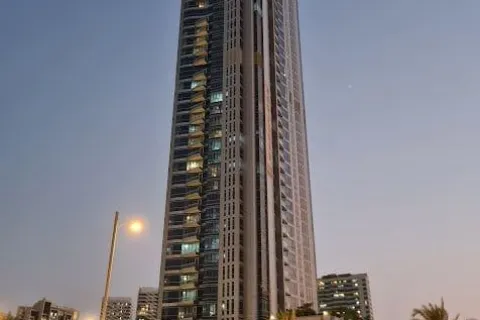 Studio Apartment in Dubai, UAE No. 170849 3