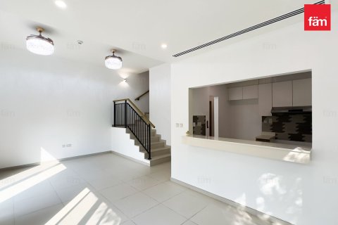 4 bedrooms Townhouse in Dubai, UAE No. 142713 4