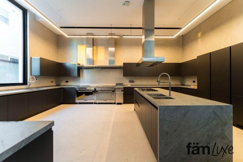5 bedrooms Villa in Umm Al Sheif, UAE No. 198279 24