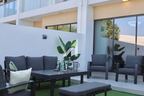 3 غرف نوم فيلا في داماك هيلز (أكويا باي داماك), الإمارات العربية المتحدة رقم 151398 4