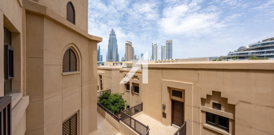 1 غرف نوم شقة في وسط مدينة دبي, الإمارات العربية المتحدة رقم 151394