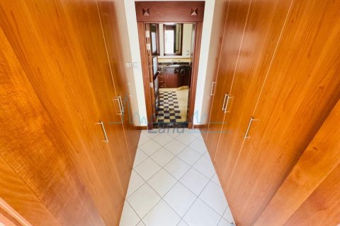 4 غرف نوم فيلا  رقم 125625 21