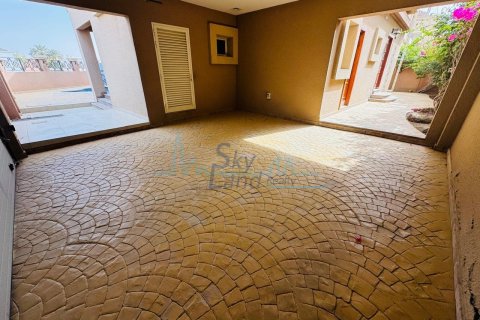 4 غرف نوم فيلا  رقم 125625 3