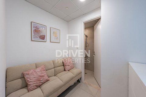 Appartement de 2 chambres à Umm Suqeim 3, UAE No. 210058 8