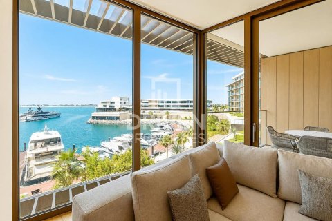 Квартира с 3 спальнями в Jumeirah Bay Island, ОАЭ №209341 4