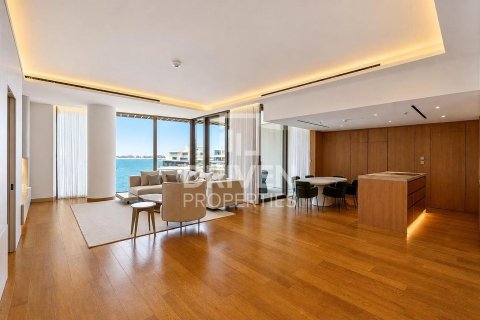 Квартира с 3 спальнями в Jumeirah Bay Island, ОАЭ №209341
