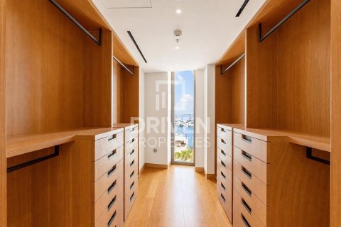 Квартира с 3 спальнями в Jumeirah Bay Island, ОАЭ №209341 15