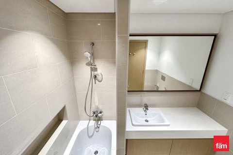 3 bedrooms Apartment in Dubai, UAE No. 161904 18