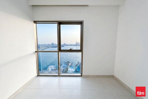3 bedrooms Apartment in Dubai, UAE No. 161904 8