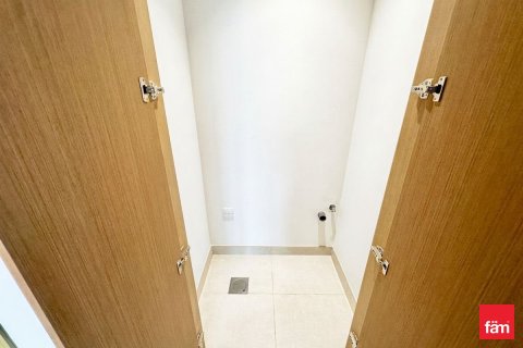 3 bedrooms Apartment in Dubai, UAE No. 161904 6