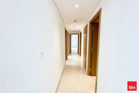 3 bedrooms Apartment in Dubai, UAE No. 161904 11