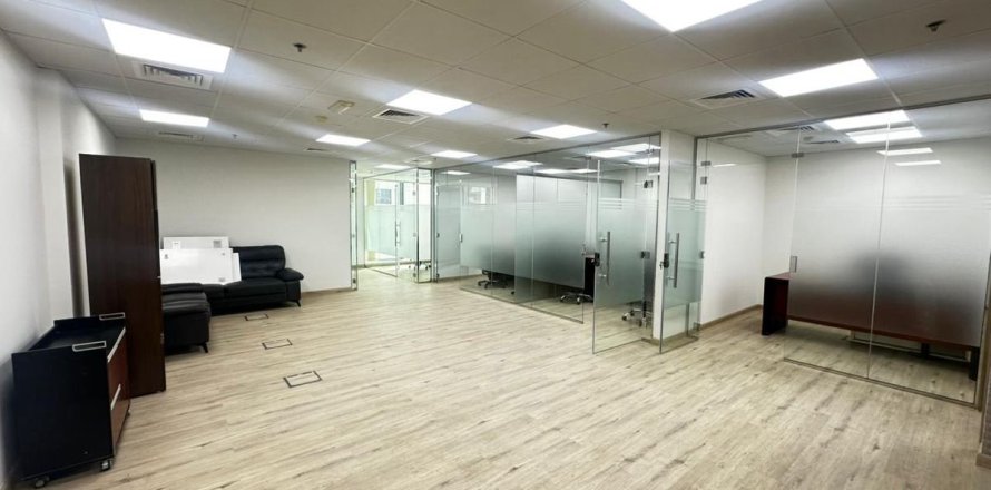 126.3m² Office in Business Bay, UAE No. 161900