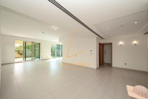 Villa de 4 chambres à Jumeirah Park, UAE No. 208394 9