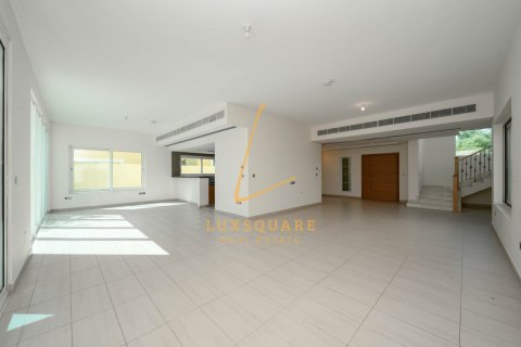Villa de 4 chambres à Jumeirah Park, UAE No. 208394 7