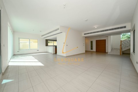 Villa de 4 chambres à Jumeirah Park, UAE No. 208394 10