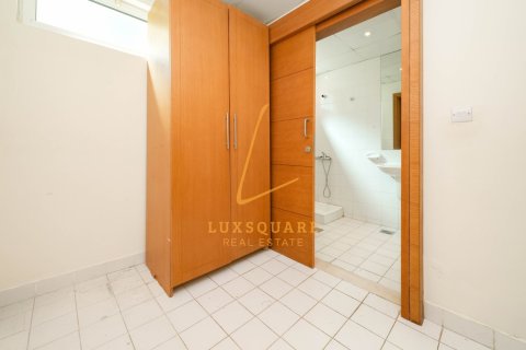 Villa de 4 chambres à Jumeirah Park, UAE No. 208394 24