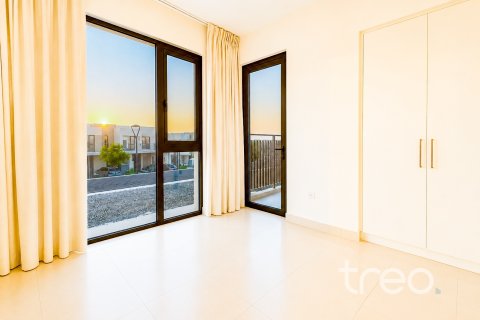 Villa de 3 chambres à EMAAR South, UAE No. 206239 9