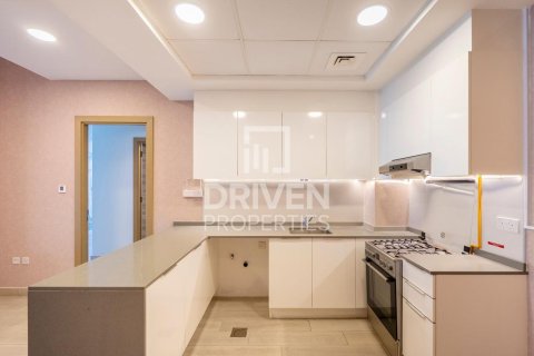 3 bedrooms Apartment in District 10, UAE No. 139036 12