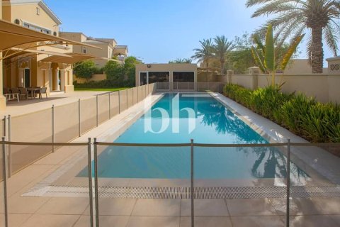 Villa de 6 chambres  No. 115729 5