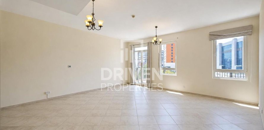 2 غرف نوم شقة في Motor City, الإمارات العربية المتحدة رقم 204714